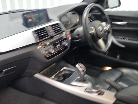 BMW 1 Series 3.0 M140i Shadow Edition Hatchback 3dr Petrol Auto Euro 6 (s/s) (340 ps) 33