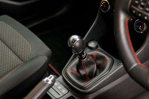 Ford Fiesta ST-LINE EDITION MHEV 35