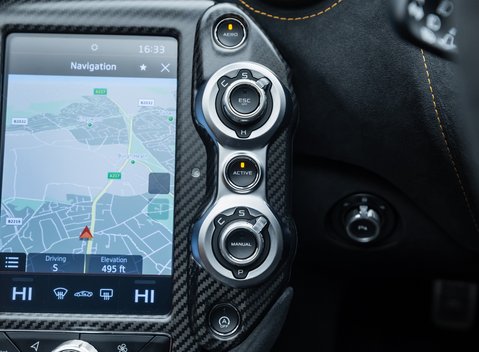 McLaren 765LT Spider 28