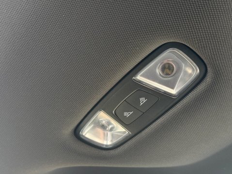 Audi Q3 2.0 TDI S line S Tronic quattro Euro 5 (s/s) 5dr 71