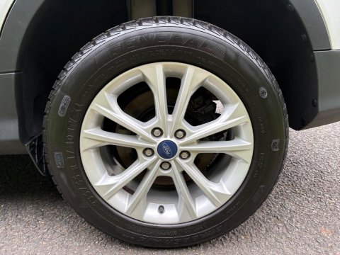 Ford Kuga TITANIUM TDCI 3