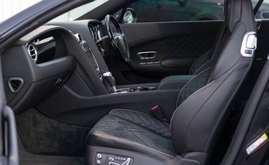 Bentley Continental Supersports 15