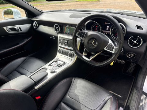 Mercedes-Benz SLC 2.0 SLC 300 AMG Line Auto 2dr 10
