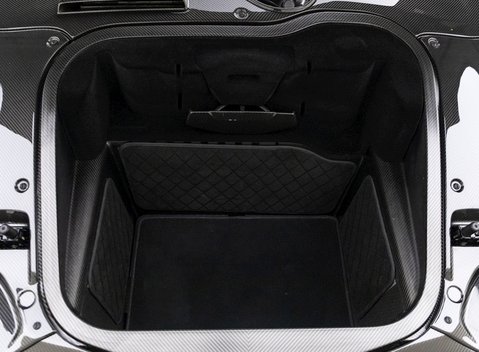 Porsche 918 Spyder 32