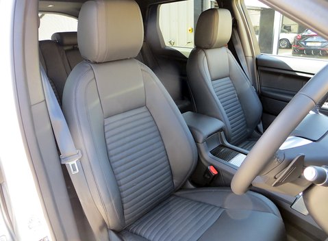 Land Rover Discovery HSE 11