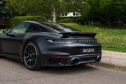 Porsche 911 TURBO S PDK 15