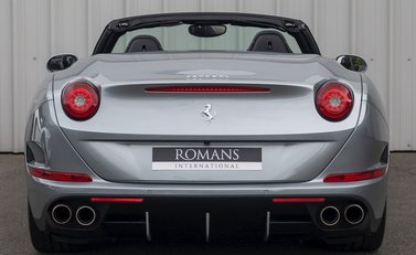Ferrari California T 5