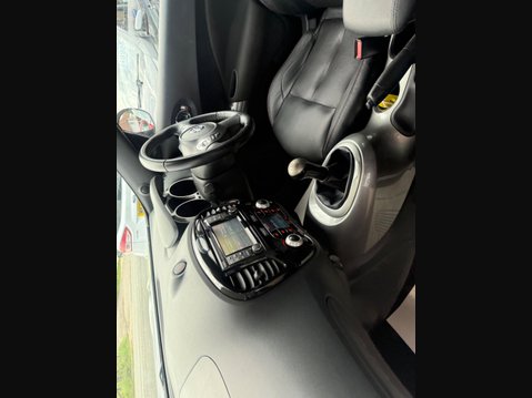 Nissan Juke 1.6 Tekna Euro 5 (s/s) 5dr 33