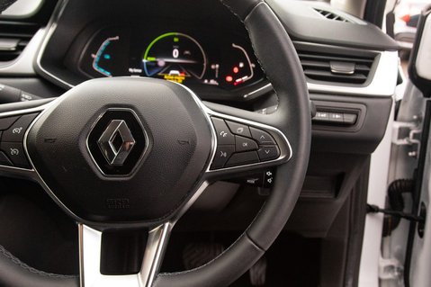 Renault Captur TECHNO E-TECH 20