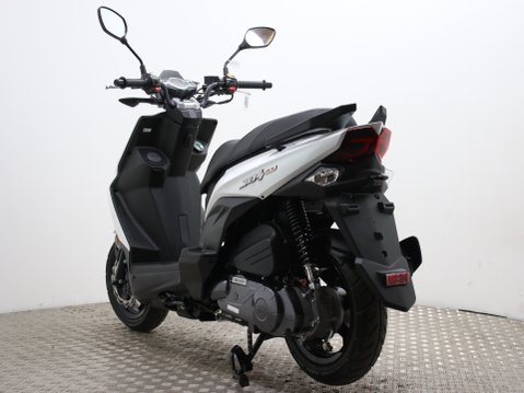 SYM Jet JET 4 RX 125 E5 PRE-REGISTERED. 9