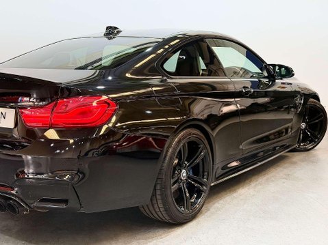 BMW M4 3.0 BiTurbo Coupe 2dr Petrol DCT Euro 6 (s/s) (431 ps) 19