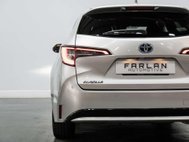 Toyota Corolla 1.8 VVT-h Design Touring Sports 5dr Petrol Hybrid CVT Euro 6 (s/s) (122 ps) 29