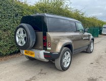 Land Rover Defender D250 | 3LT | AUTO | Nav | Heated Seats | 6
