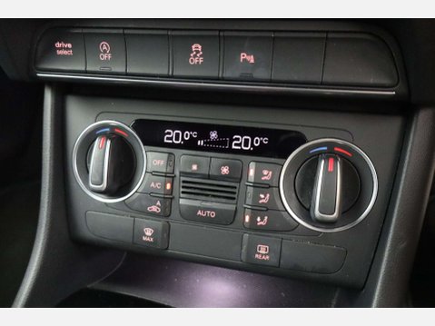 Audi Q3 1.4 TFSI CoD Black Edition SUV 5dr Petrol Manual Euro 6 (s/s) (150 ps) 50