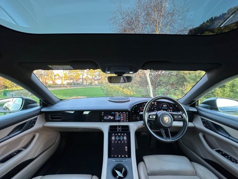 Porsche Taycan Performance Plus 93.4kWh 4 Cross Turismo Auto 4WD 5dr (11kW Charger) 3