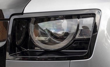 Land Rover Defender 110 X P400 32