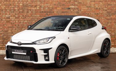 Toyota GR Yaris Circuit Pack 6