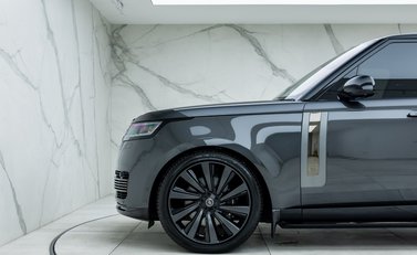 Land Rover Range Rover P530 SV 41