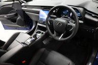 Lexus LBX 1.5 LBX Premium + CVT 5dr 20