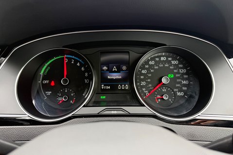 Volkswagen Passat GTE DSG - VAT Q - 1 OWNER - PLUG IN HYBRID - 3 IN STOCK 44