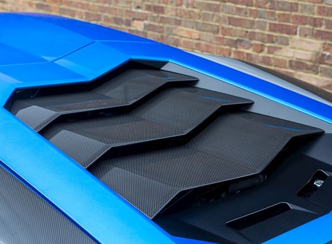 Lamborghini Aventador SV LP 750-4 Coupe 30