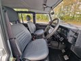 Land Rover Defender 110 TD5 STATION WAGON 7