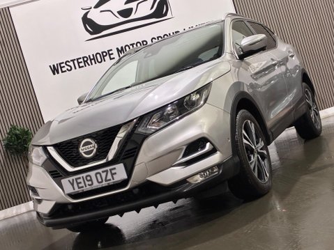 Nissan Qashqai 1.5 dCi N-Connecta Euro 6 (s/s) 5dr 10