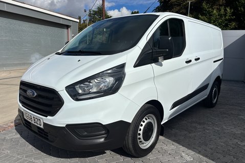 Ford Transit Custom 320 L1 Leader 130 ps Panel Van - Sat Nav / Air Con 5