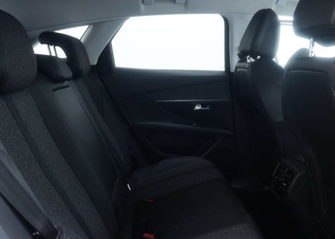 Peugeot 3008 1.5 3008 Allure Blue HDi S/S 5dr 43