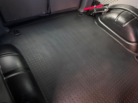 Volkswagen Transporter T32 TDI KOMBI HIGHLINE 4MOTION 77