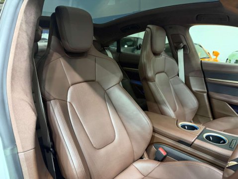 Porsche Taycan Performance Plus 93.4kWh Turbo S Saloon 4dr Electric Auto 4WD (11kW Charger 29