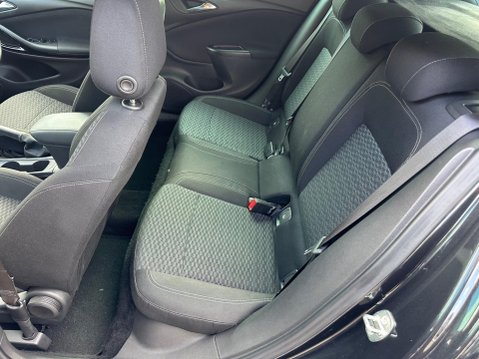 Vauxhall Astra 1.4i Turbo SRi Nav Euro 6 5dr 14
