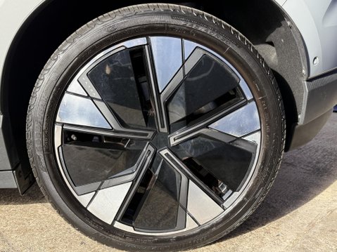 Volvo Ex30 Single Motor Extended Range 69kWh Ultra SUV 5dr Electric Auto (272 ps) 16
