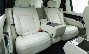 Land Rover Range Rover P460e AUTOBIOGRAPHY LWB 16