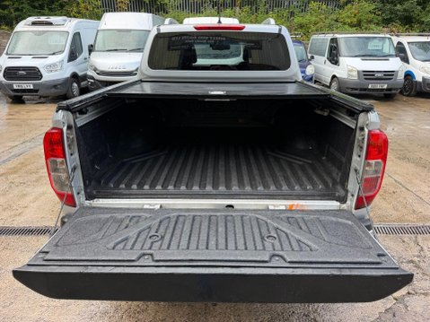 Nissan Navara 2.3 dCi Tekna Pickup Double Cab 4dr Diesel Auto 4WD Euro 6 (190 ps) 40