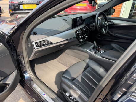 BMW 5 Series 520D M SPORT TOURING 45