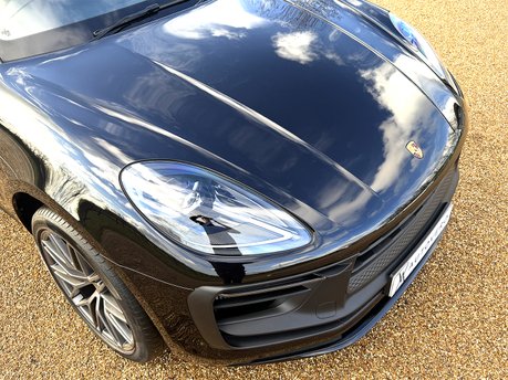 Porsche Macan GTS PDK 19