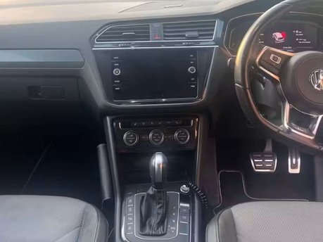 Volkswagen Tiguan 1.5 TSI EVO R-Line Tech SUV 5dr Petrol DSG Euro 6 (s/s) (150 ps) 26