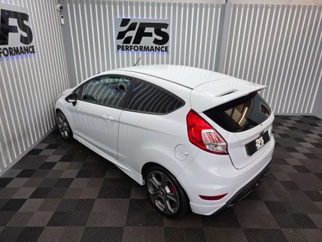 Ford Fiesta 1.6T EcoBoost ST-3 Hatchback 3dr Petrol Manual Euro 6 (182 ps) 12