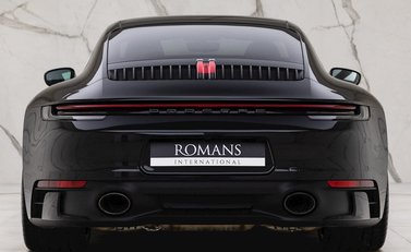 Porsche 911 Carrera S (992) 5