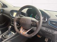 Hyundai IONIQ 1.6 IONIQ Premium SE FHEV Semi-Auto 5dr 11