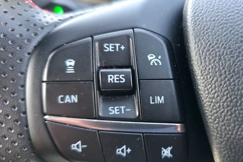 Ford Puma ST-LINE X MHEV..ONLY 1 OWNER..SAT NAV..HEATED STEERING WHEEL 27