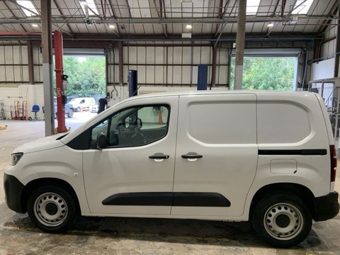 Peugeot Partner BLUEHDI PROFESSIONAL PREMIUM PLUS L1 12