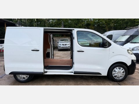 Peugeot Expert 2.0 BlueHDi 1400 Professional Standard Panel Van 6dr Diesel Manual MWB Euro 9