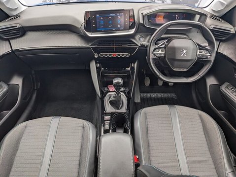 Peugeot 208 PURETECH ALLURE PREMIUM S/S 13