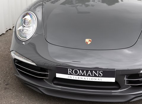 Porsche 911 (991) 50th Anniversary Edition 23