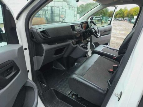 Vauxhall Vivaro 1.5 Turbo D 2700 Edition L1 H1 Euro 6 (s/s) 5dr 27