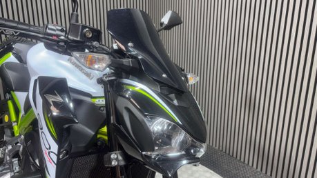 Kawasaki Z900 2019 69 PLATE FULL AKRAPOVIC ONLY 15K STUNNING NAKED BIKE 15
