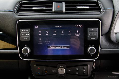 Nissan LEAF TEKNA 28