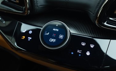 Ferrari Purosangue 24